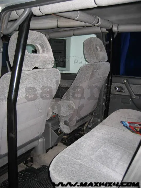 BARRAS ANTIVUELCO INTERIORES MITSUBISHI MONTERO 9199