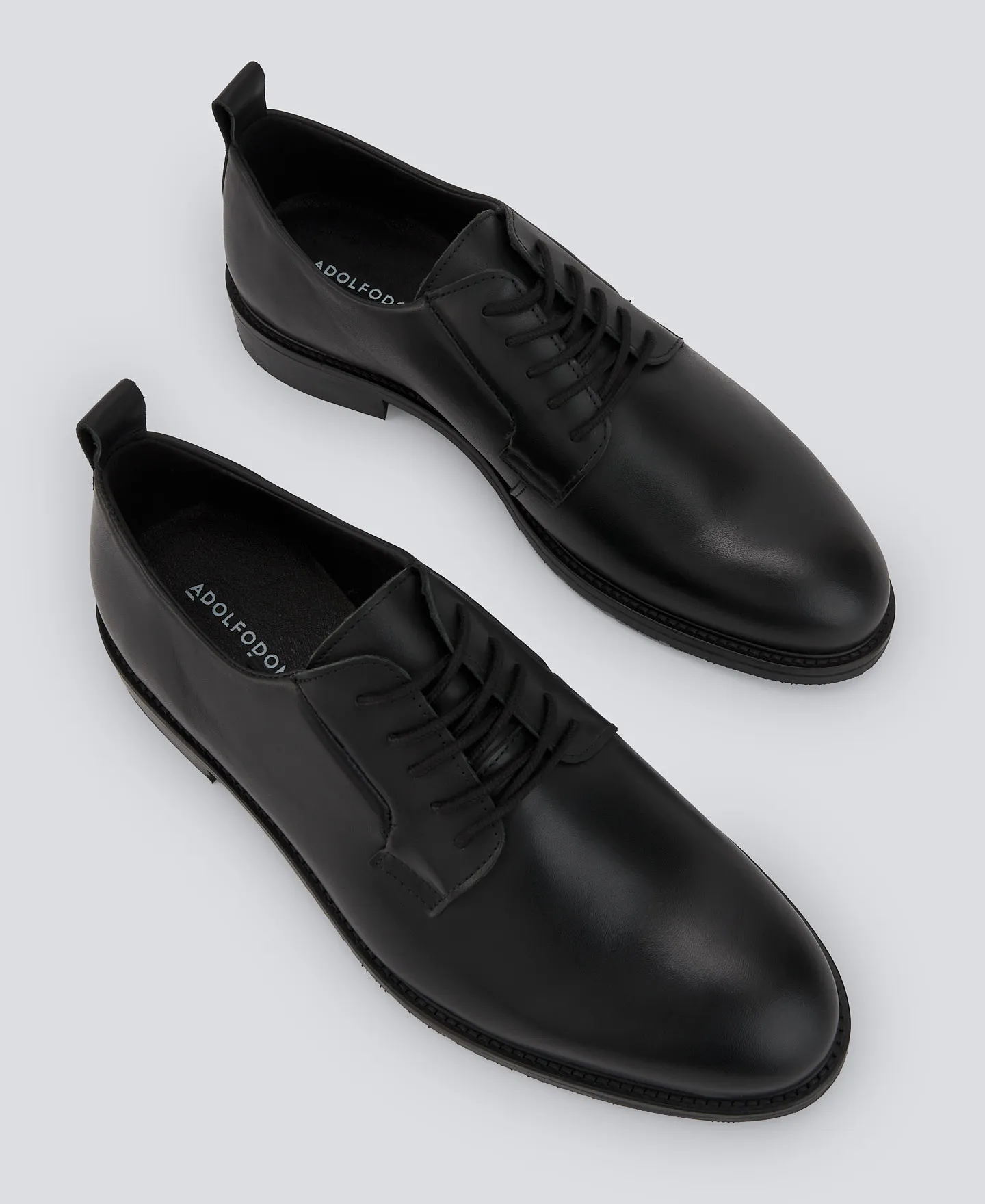 Black leather derby shoe man