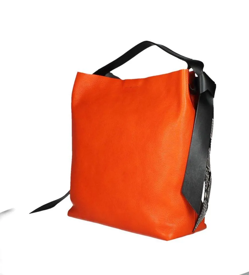 Bolso Piel Naranja Asa Negra Serpi Nudos.