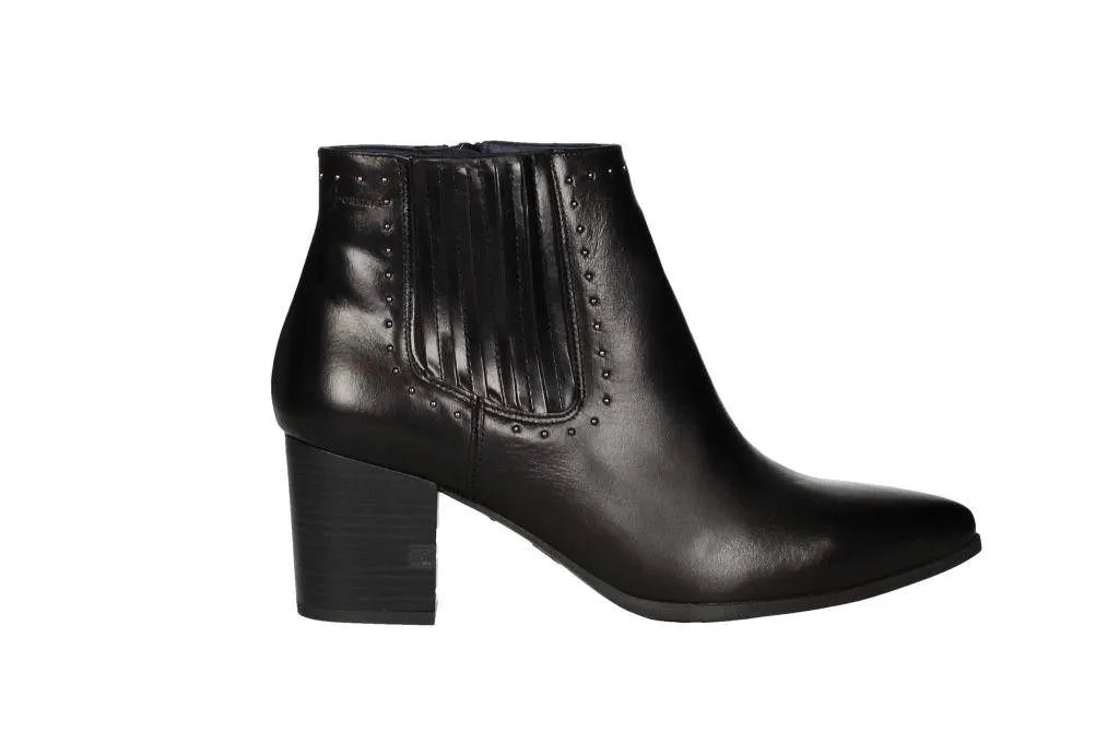 Botin Piel Negro Tachas Lado Elastico