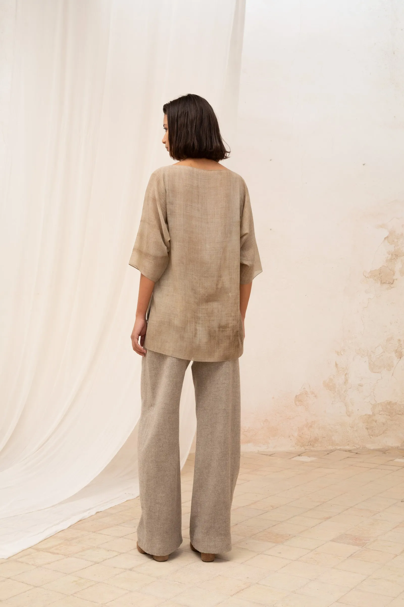 Bree, top in brown melange virgin wool