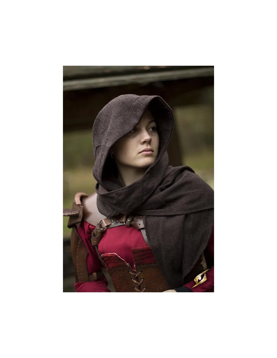 Capucha con chal medieval modelo Altaïr marrón oscuro