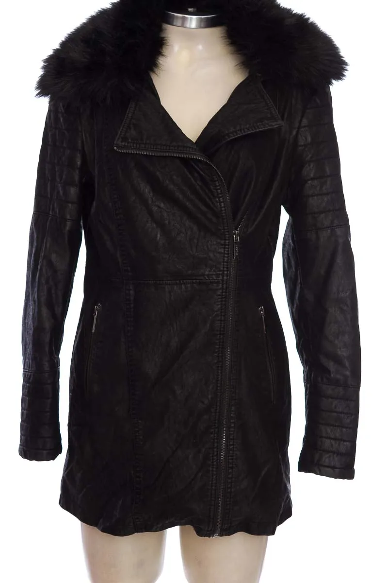 CHAQUETA / ABRIGO COLOR NEGRO  STUDIO F