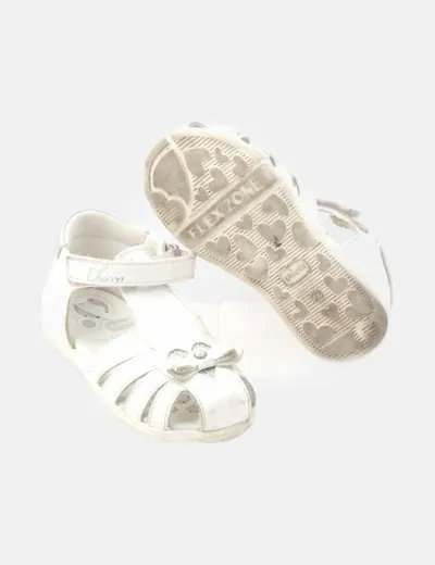 Chicco Sandalia blanca velcro