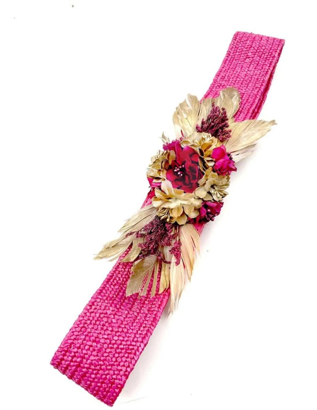 CINTURONES BODAS FUCSIAS CON FLORES Y PLUMAS PARA INVITADAS