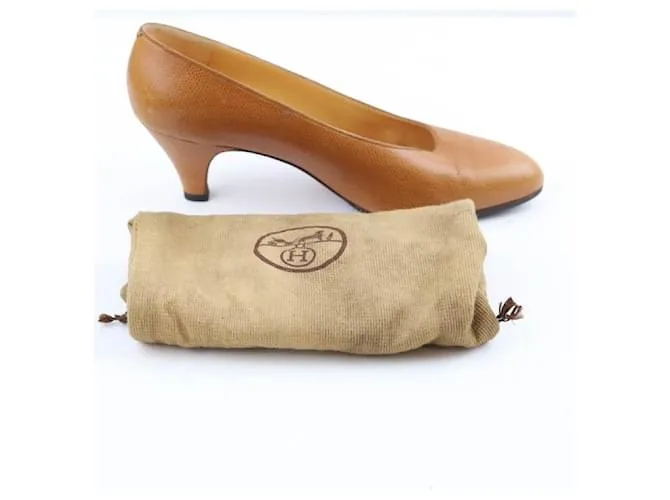 Hermès Tacones de cuero Castaño 