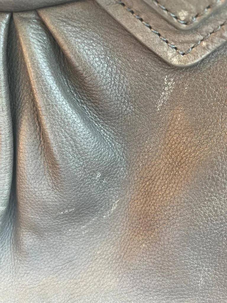 MARC JACOBS Cartera Q Groovee Cuero Gris