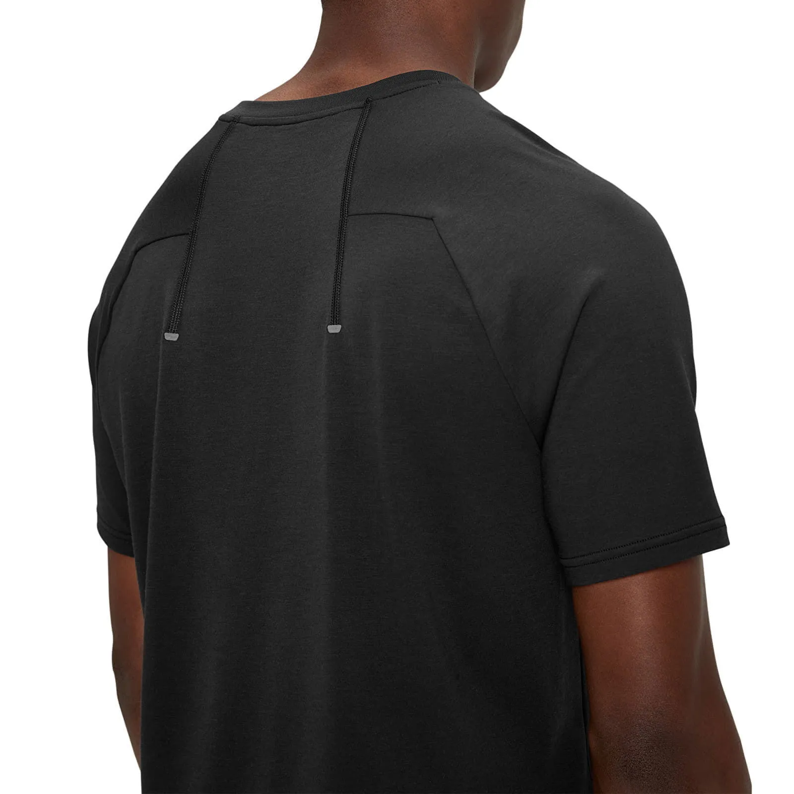 ON RUNNING FOCUST BLACK