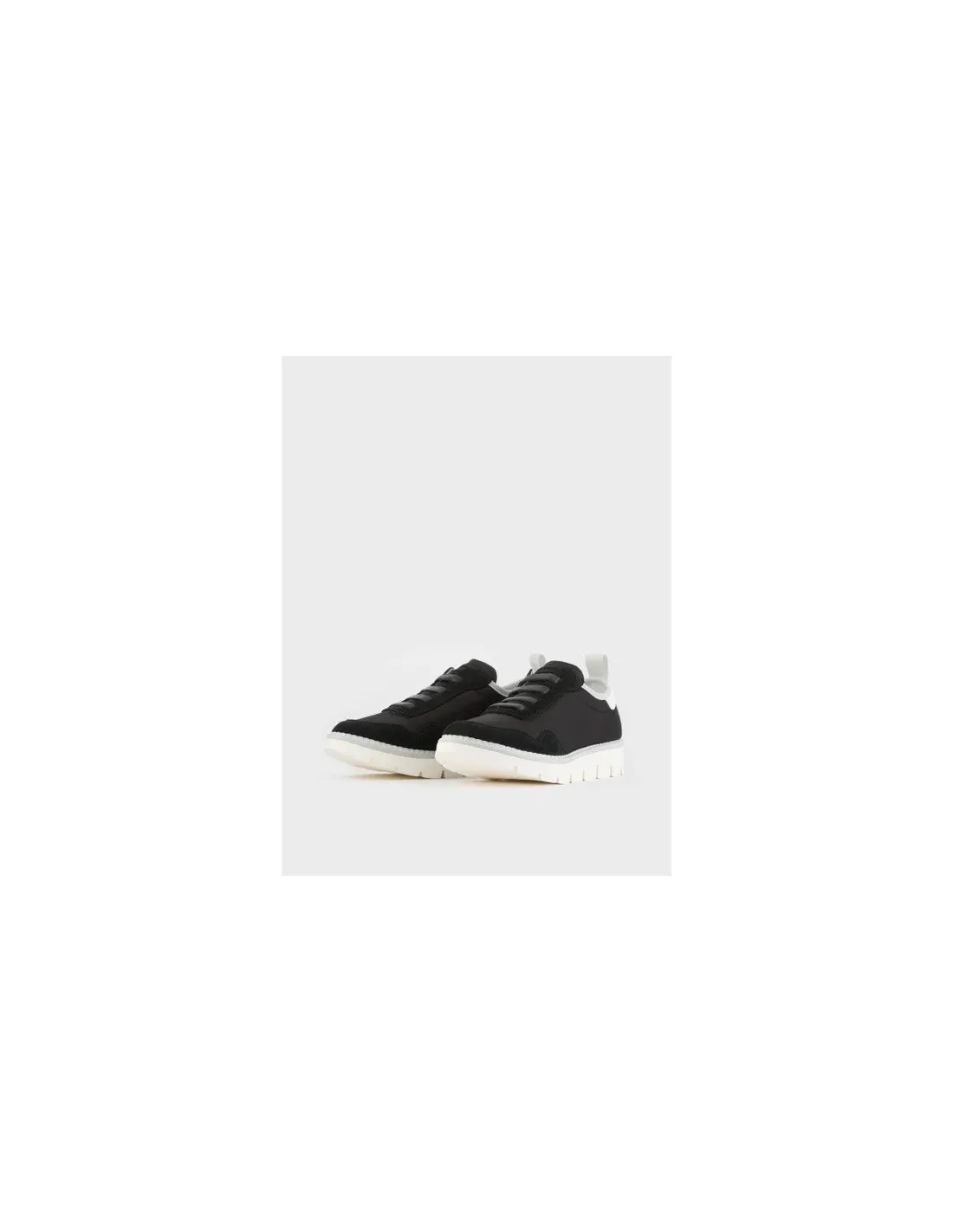 P05 SLIPON NEGRO