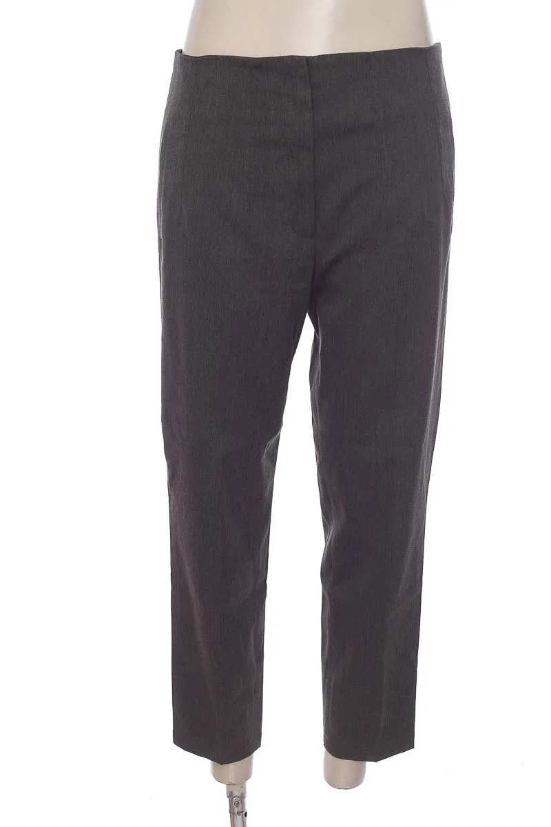 PANTALóN COLOR GRIS  ARTURO CALLE