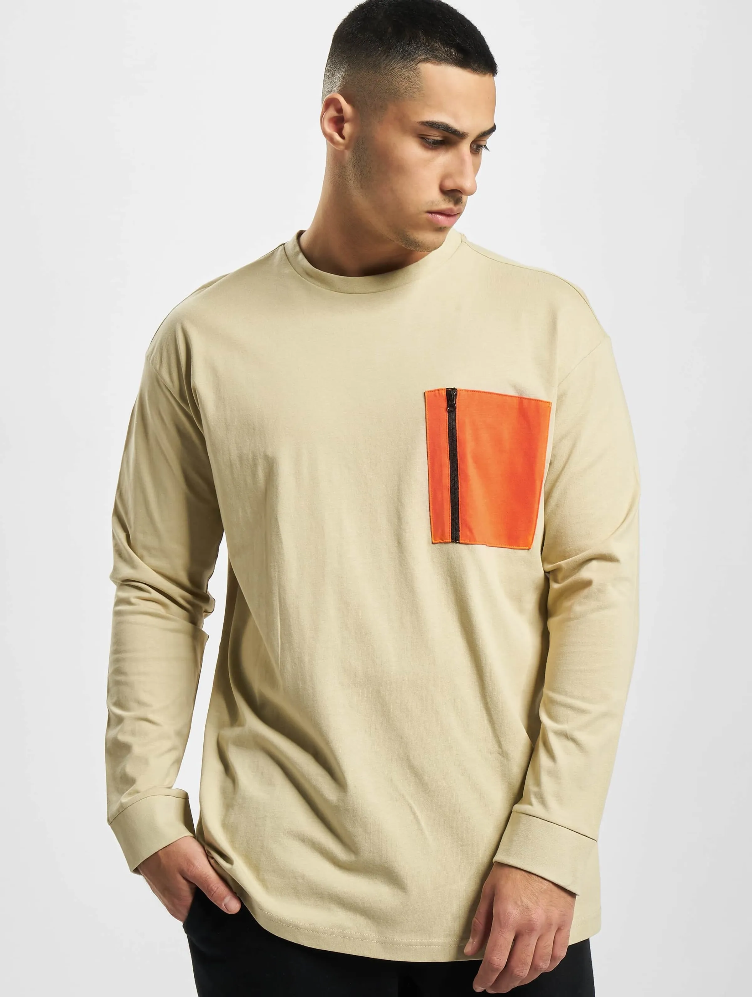 Urban Classics Boxy Big Contrast Pocket