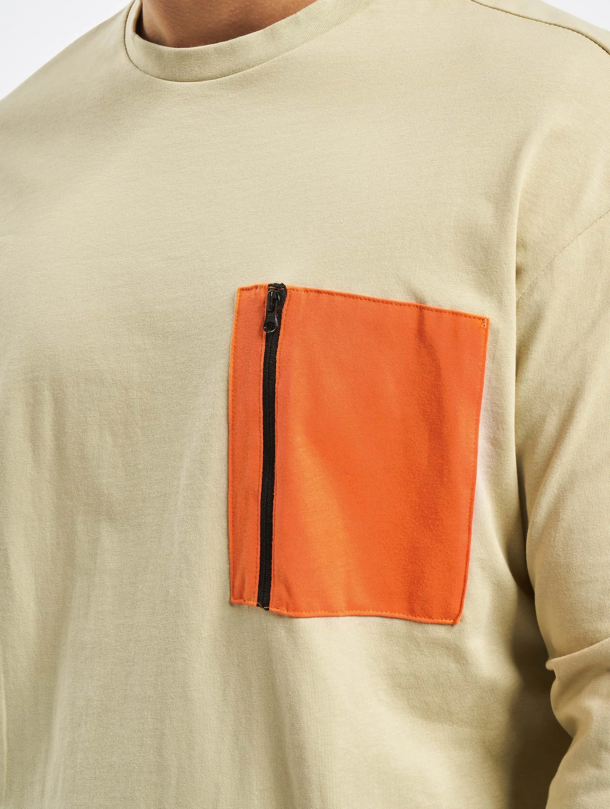 Urban Classics Boxy Big Contrast Pocket