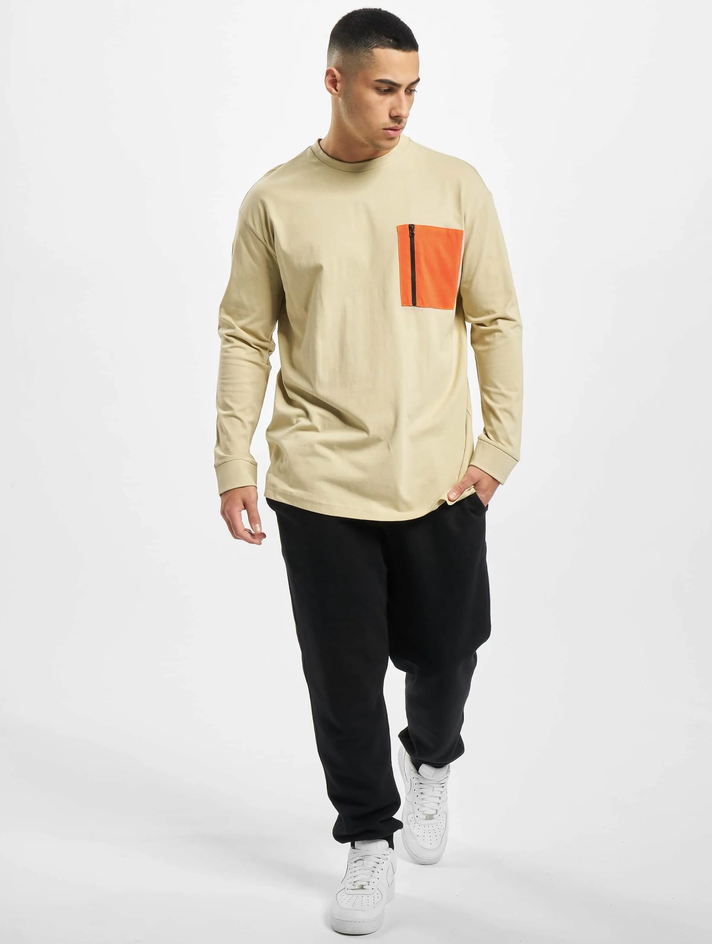 Urban Classics Boxy Big Contrast Pocket