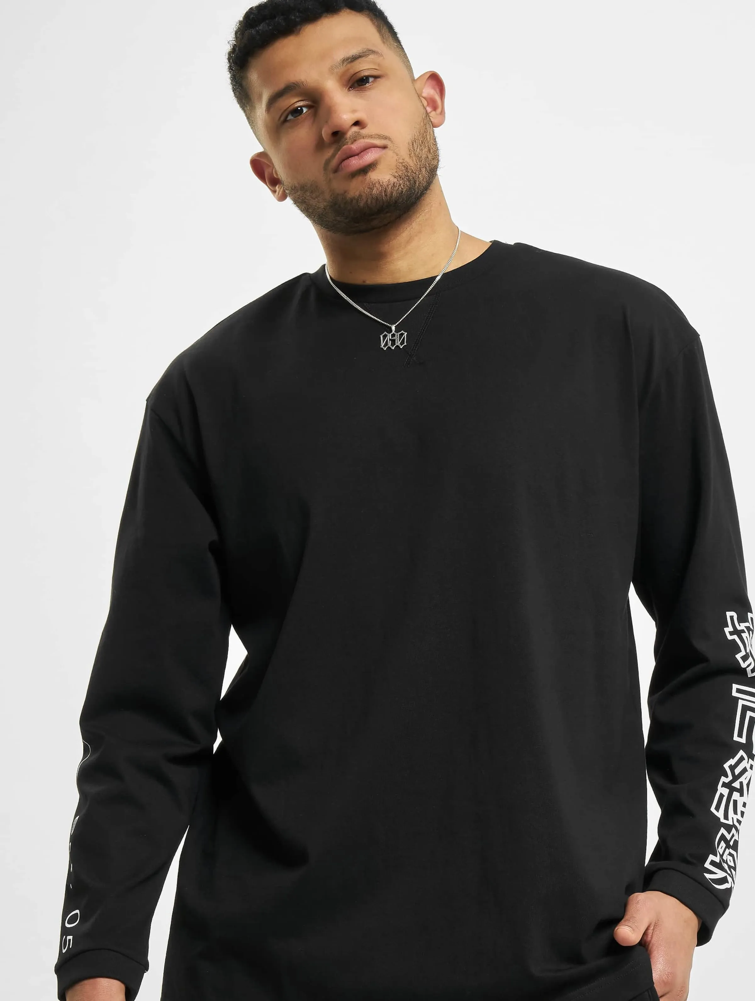 Urban Classics Chinese Symbol Oversized