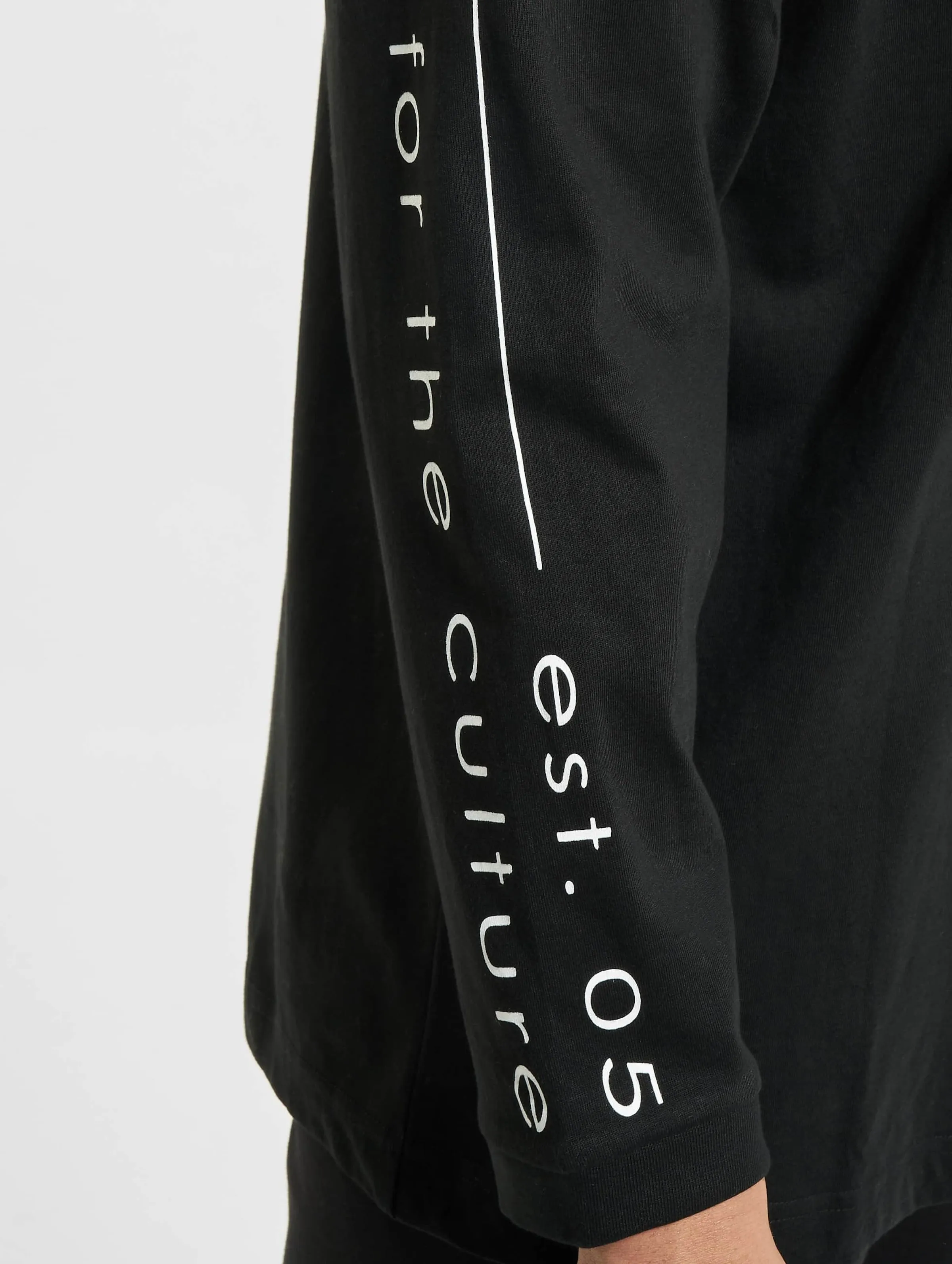 Urban Classics Chinese Symbol Oversized