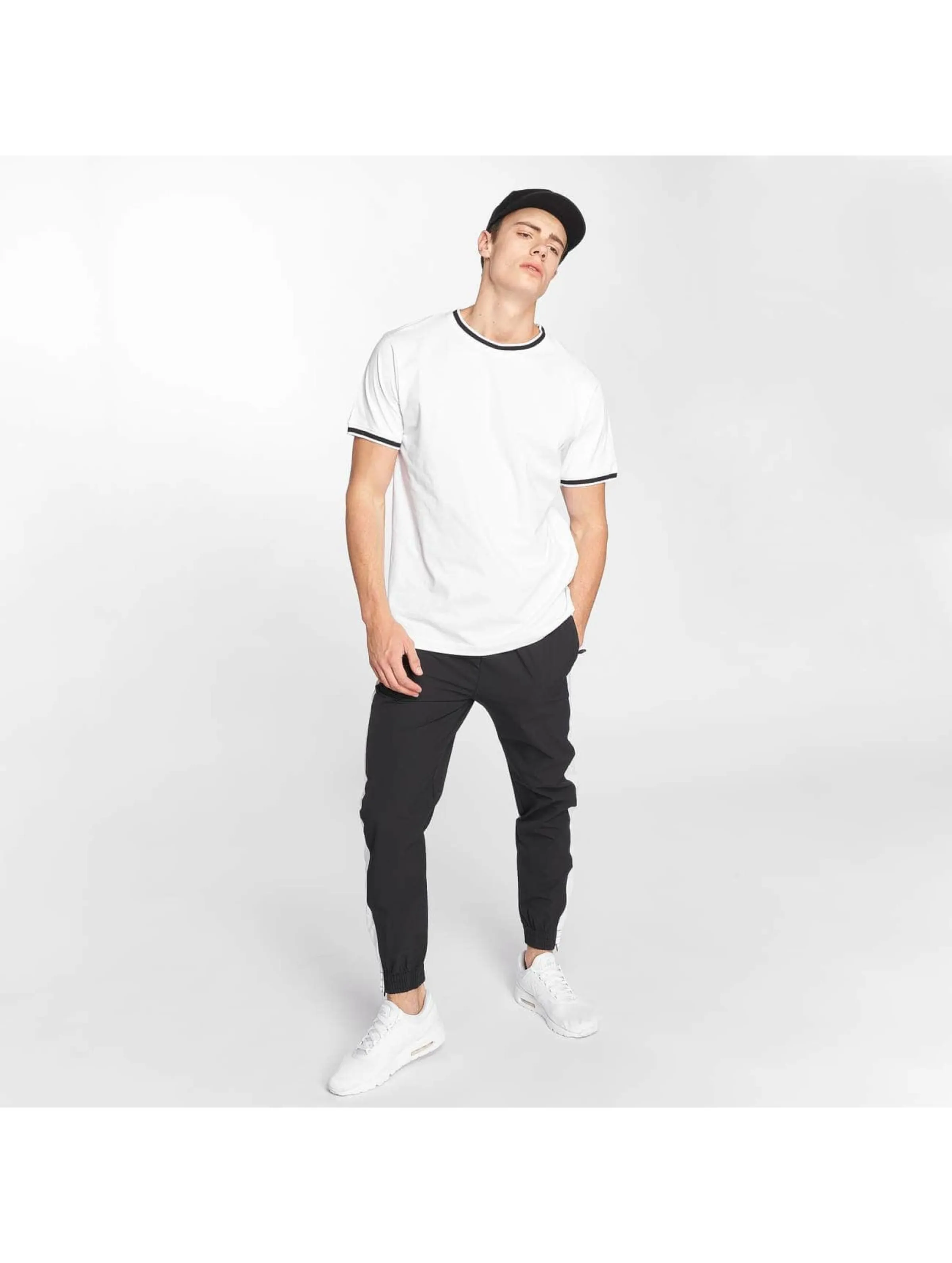 Urban Classics Classics College