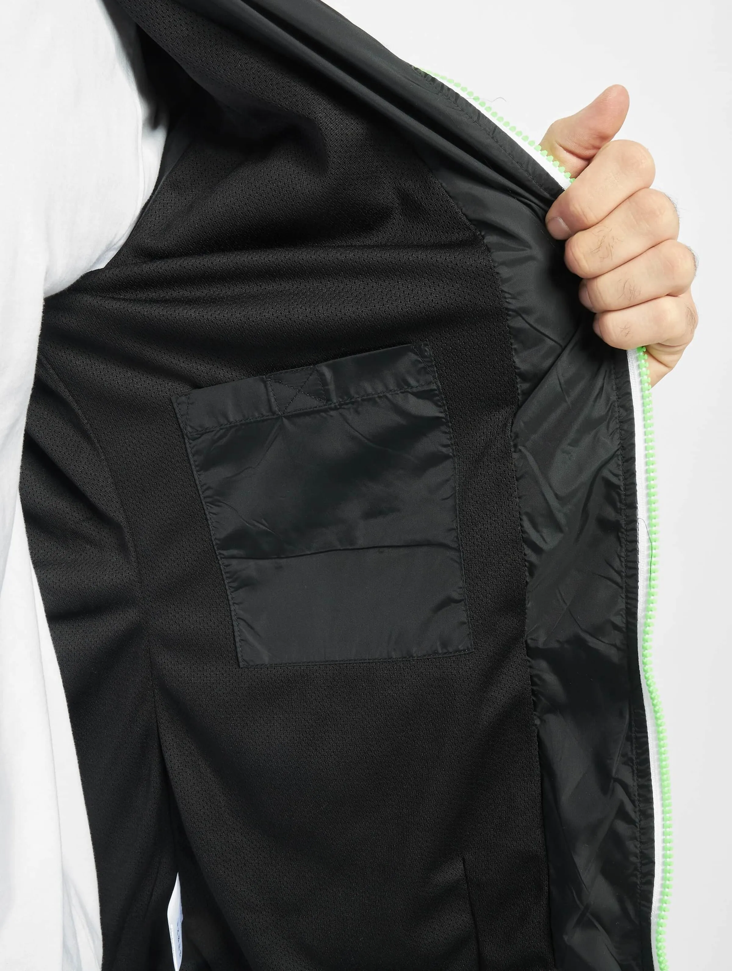 Urban Classics Long Nylon