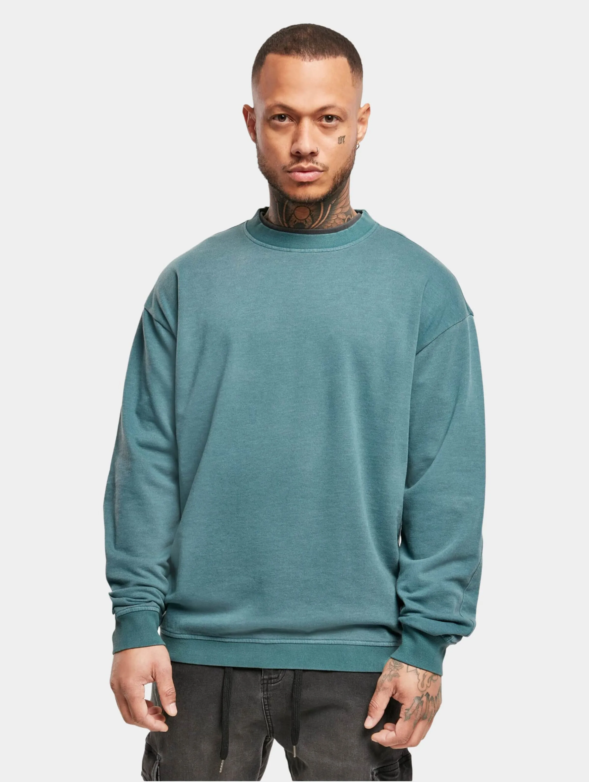 Urban Classics Pigment Dyed Crewneck