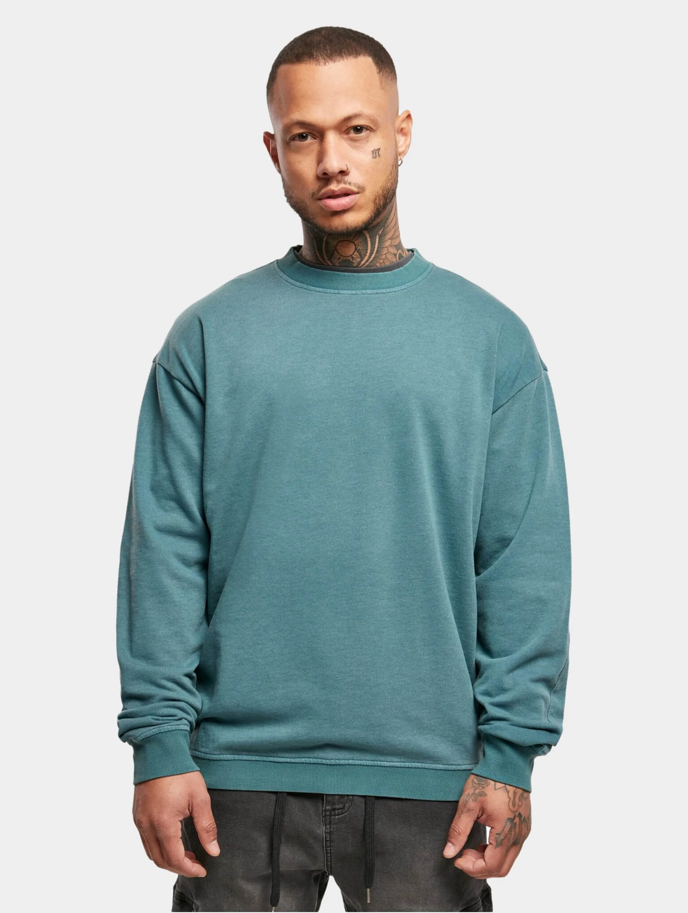 Urban Classics Pigment Dyed Crewneck