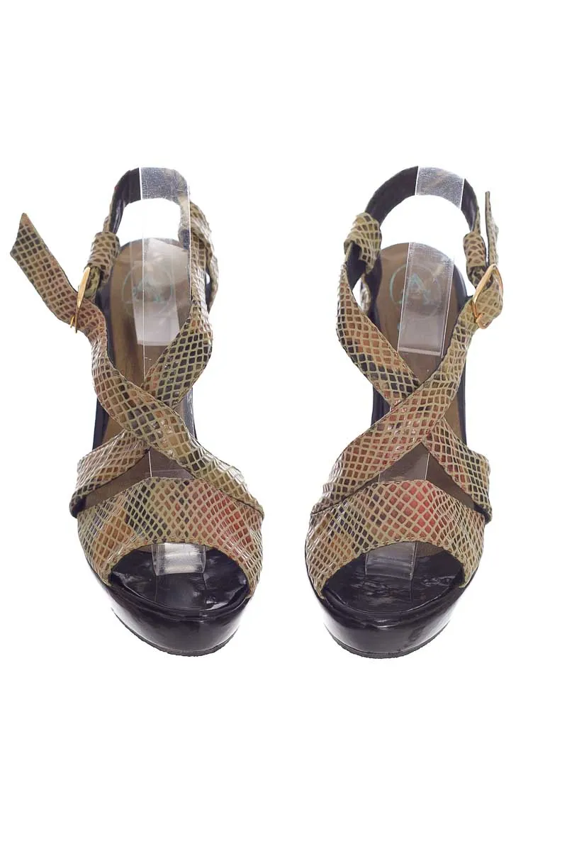 ZAPATOS COLOR BEIGE  ASTTON